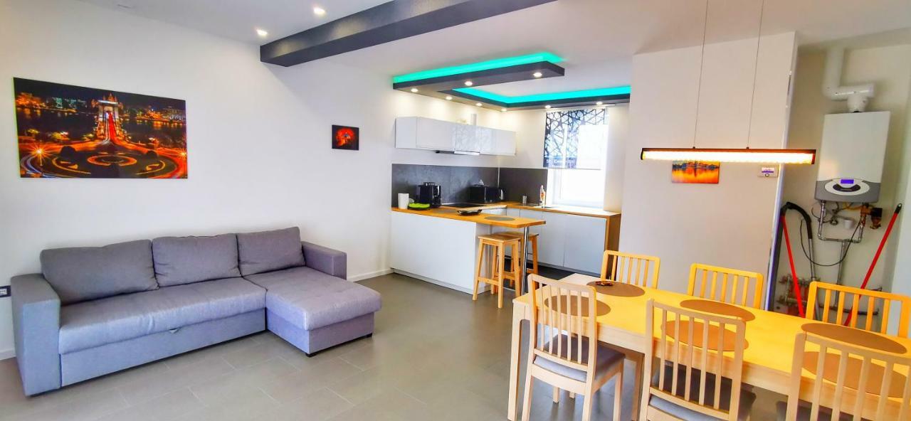 St Emmerich Residence Γκιόρ Εξωτερικό φωτογραφία